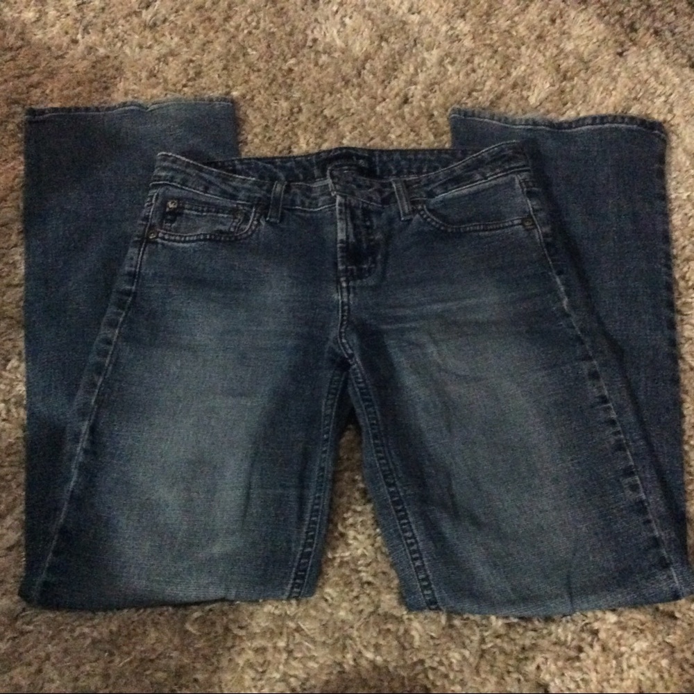 Authentic Lei Ladies Blue Jeans